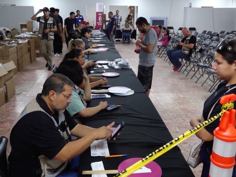 Dan fecha para entrega de uniformes escolares en SLRC