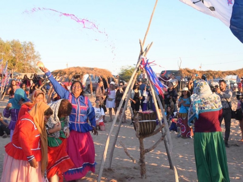 Dan inicio fiestas del Año Nuevo Seri