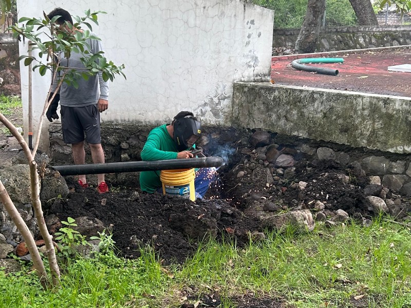 Dan mantenimiento a alcantarillado y drenaje en Ecuandureo