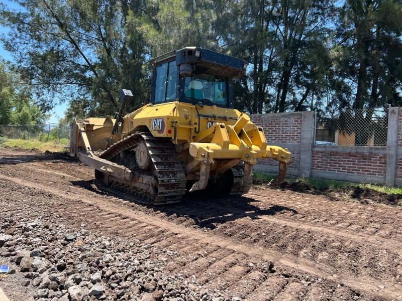 Dan mantenimiento a diferentes caminos que dan acceso al municipio de Ixtlán
