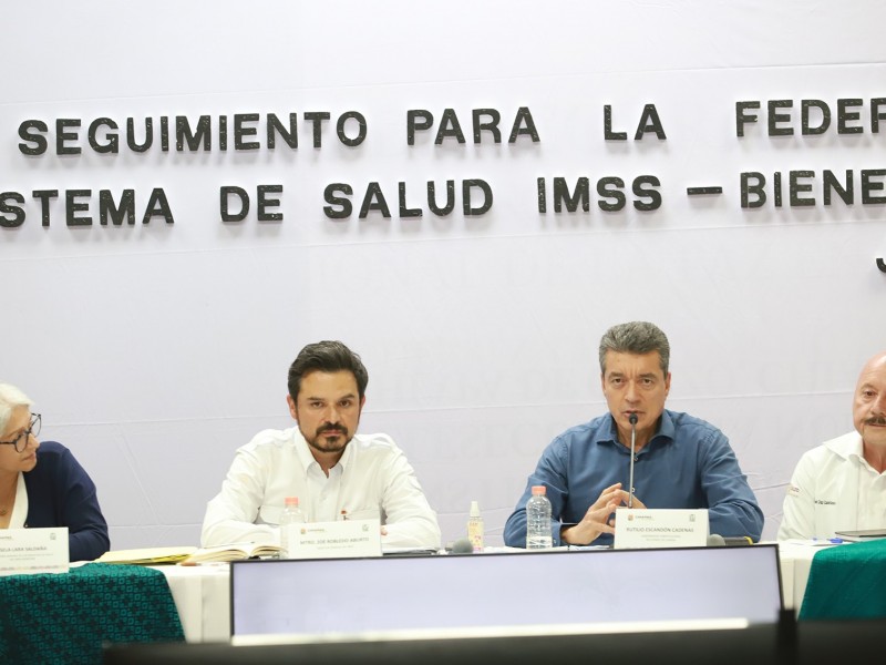 Dan seguimiento a la federalización de la salud en Chiapas