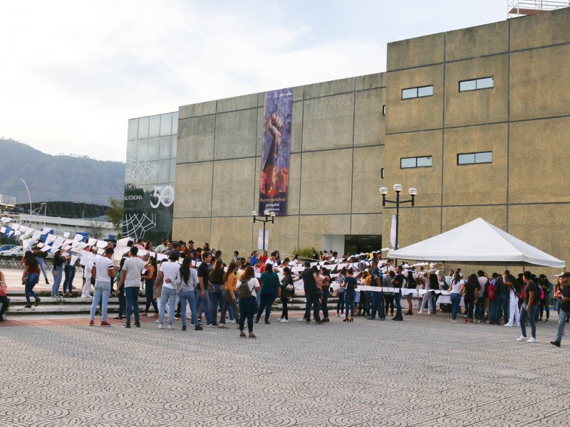 Dará seguimiento FEUAN a denuncias del tendedero del acoso