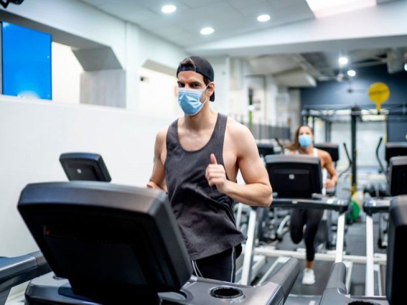 De aprobar protocolos, gimnasios podrán abrir el lunes