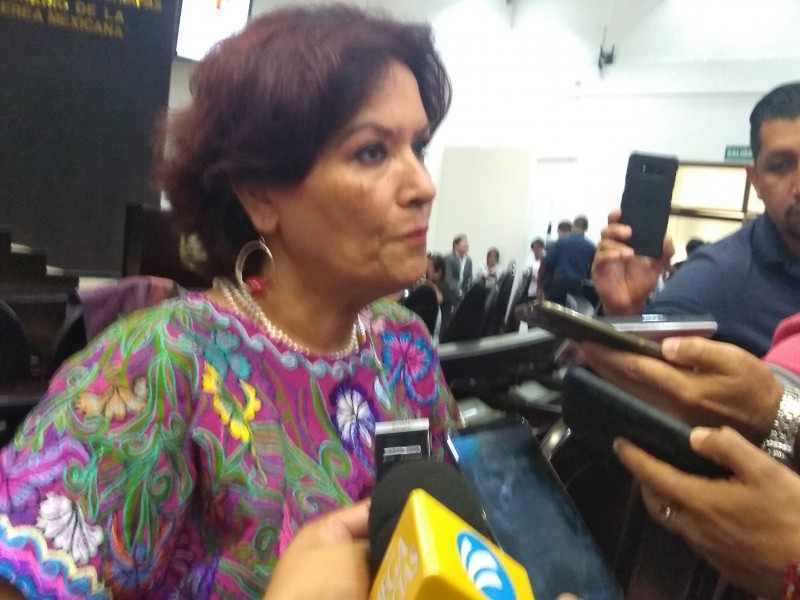 Debe explicar diputada Adriana Aguilar inestabilidad