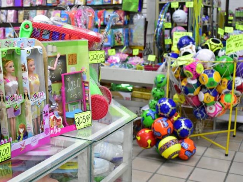 Decaen comercios por festejo truncado de Día del Niño