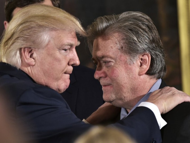 Declaran culpable de desacato a Steve Bannon, exasesor de Trump