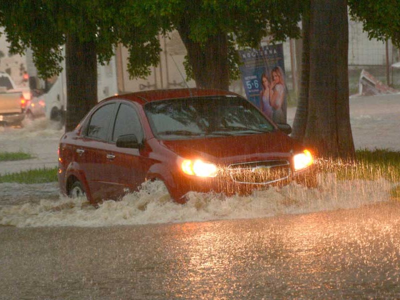 Declaran emergencia en BCS tras paso de ‘Lorena’