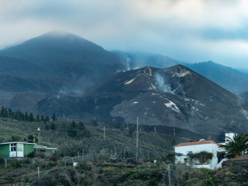 Declararán final de erupción del Cumbre Vieja en Navidad