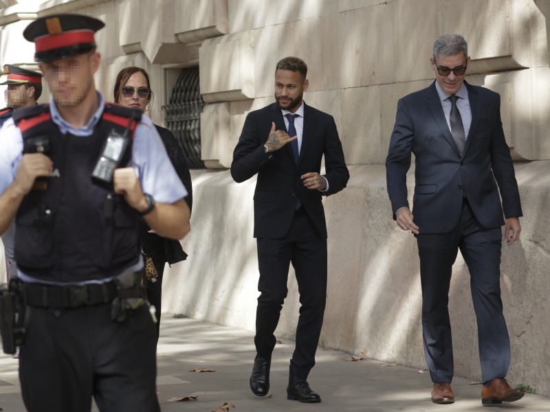 Declaró Neymar en juicio sobre su transferencia al Barcelona