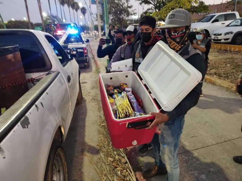 Decomisan 10 kilos de pirotecnia en fin de año