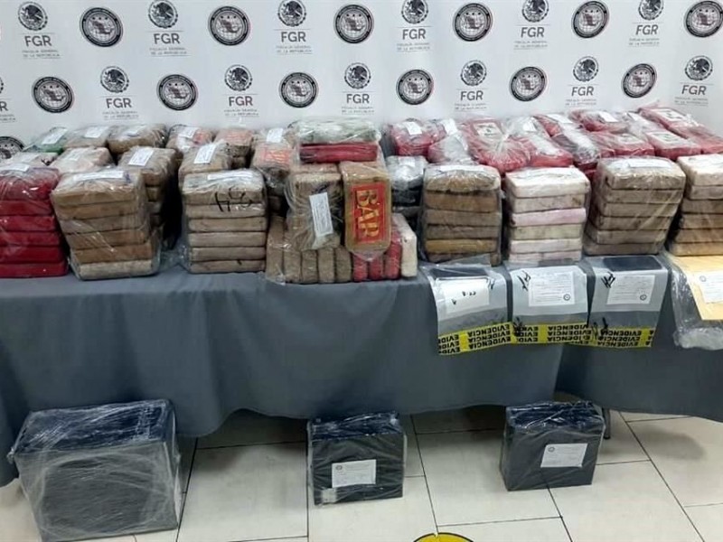 Decomisan 270 kilos de cocaína a empresa de transportes