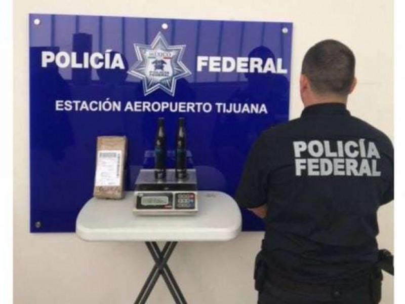 Decomisan botellas con metanfetamina líquida en Tijuana