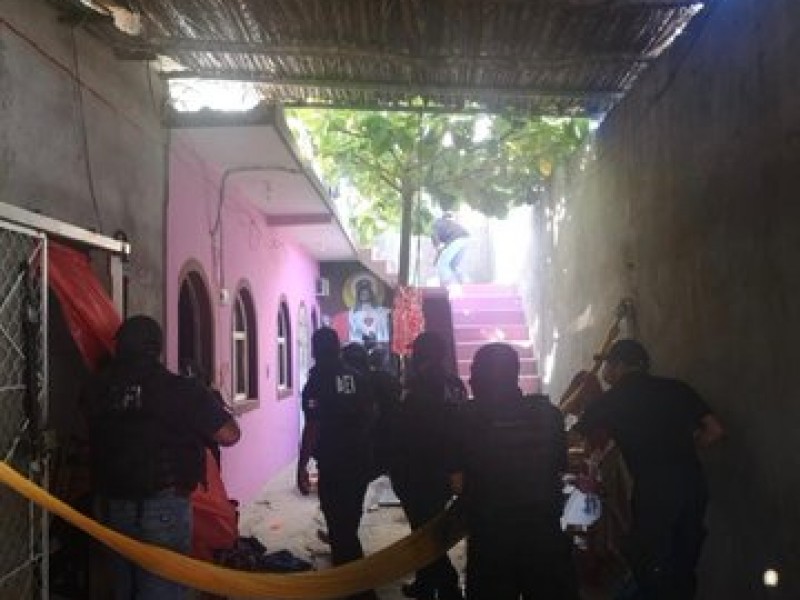 Decomisan drogas en cateo en San Blas Atempa