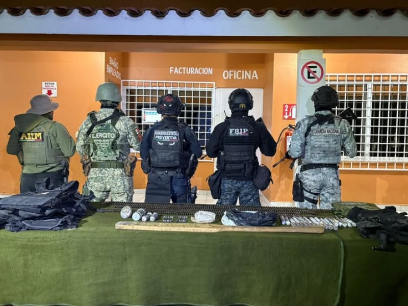Decomisan fuerzas del orden explosivos en Altamirano