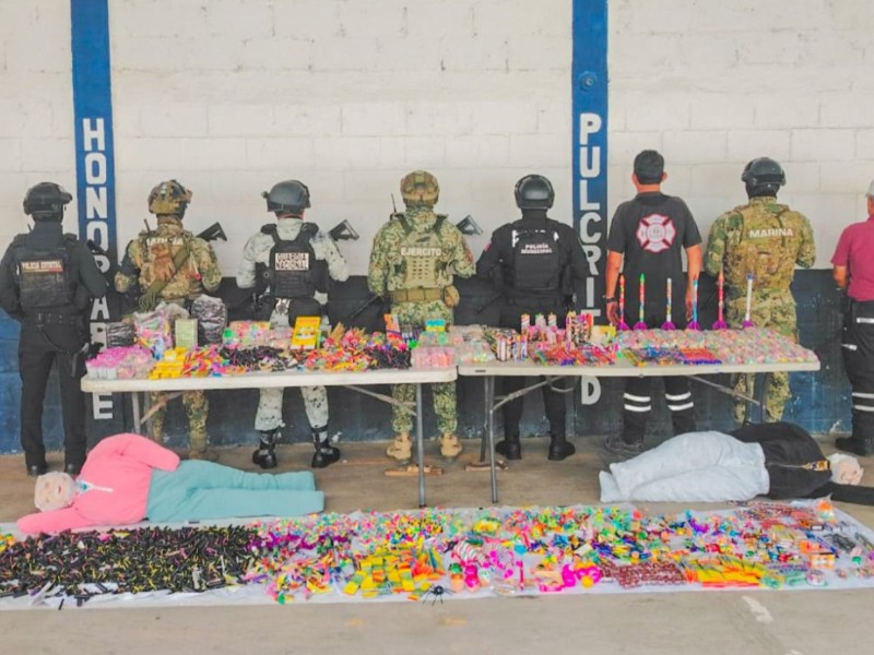 Decomisan pirotecnia en Tuxpan