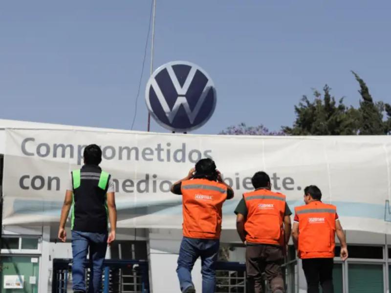 Decreto pone salvavidas a las armadoras, pero VW choca con su sindicato