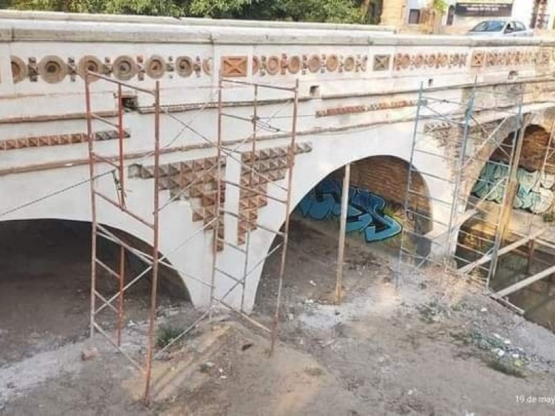 Defienden encargados de remodelación de puente su proyecto
