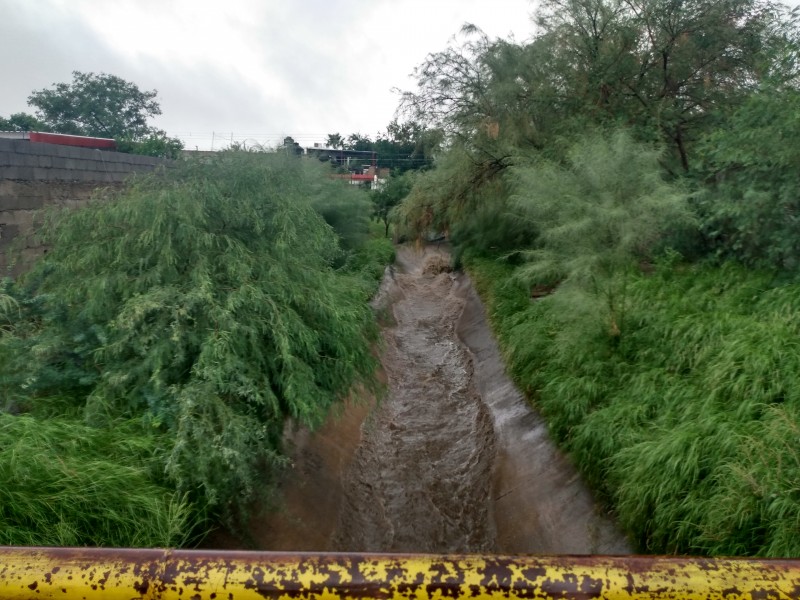 Deja lluvia importante afectaciones en Hermosillo