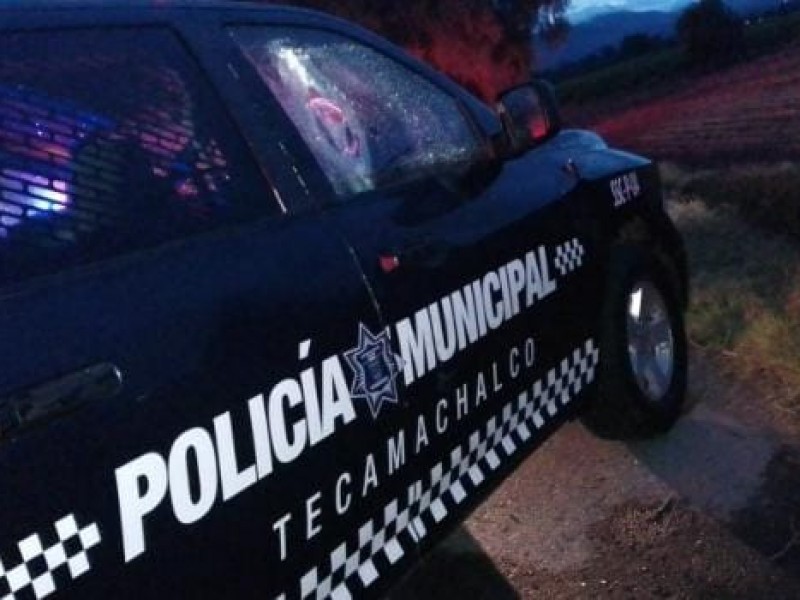 Delincuentes balean a policías municipales de Tecamachalco
