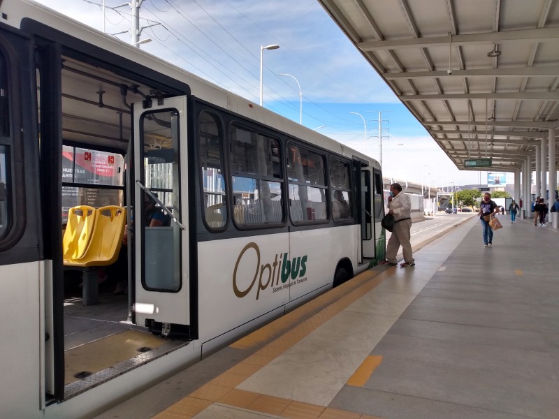 Demanda de transporte público cayó 45% durante pandemia: Movilidad