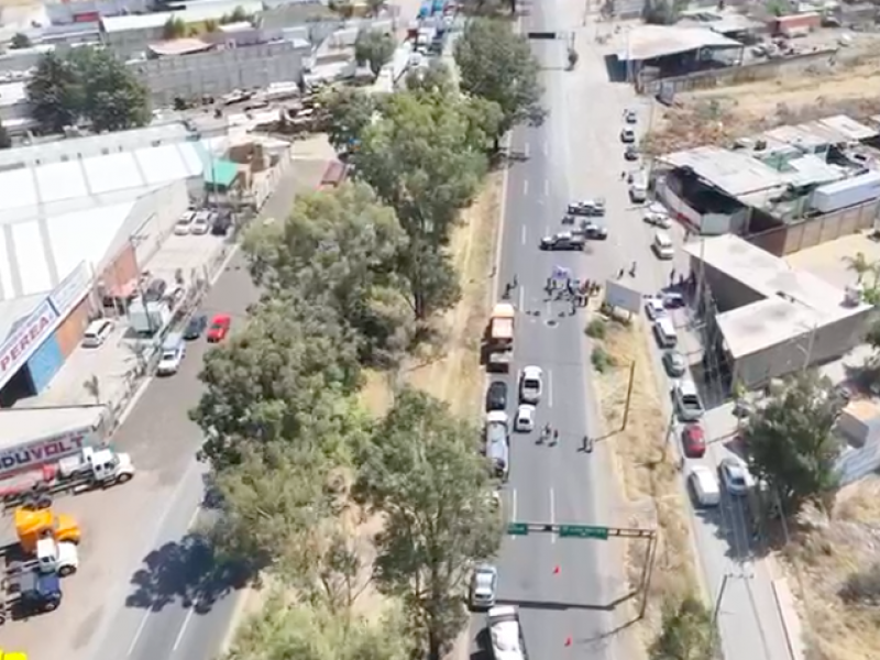 Demandan agua y bloquean vía México-Texcoco