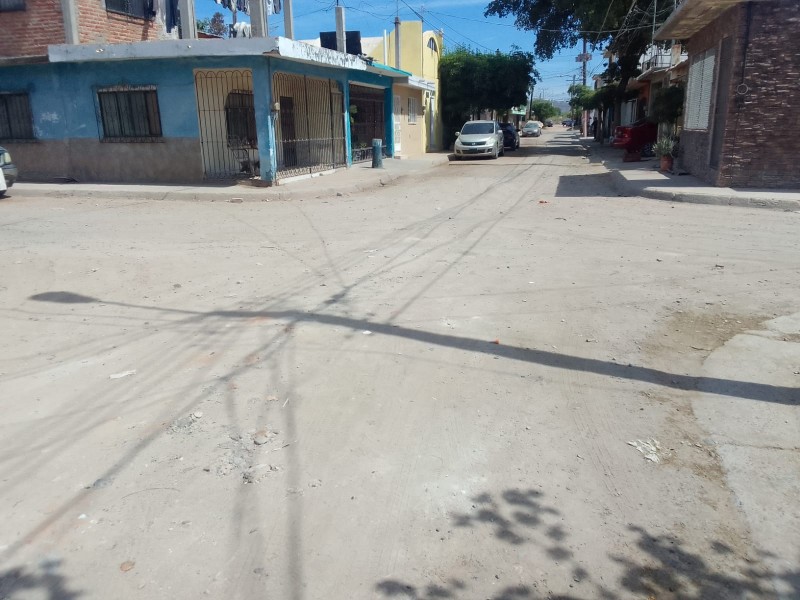 Demandan pavimentación de calles en la colonia Rosendo G. Castro