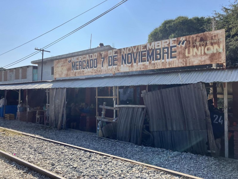 Demolerán mercado ubicado sobre derecho de vía en Unión Hidalgo