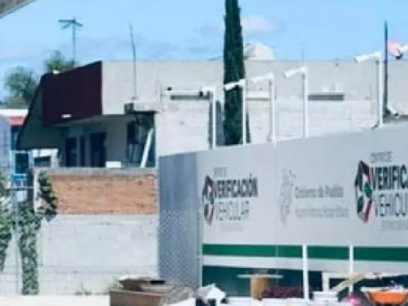 Denuncian corrupción en verificentro de Atlixco