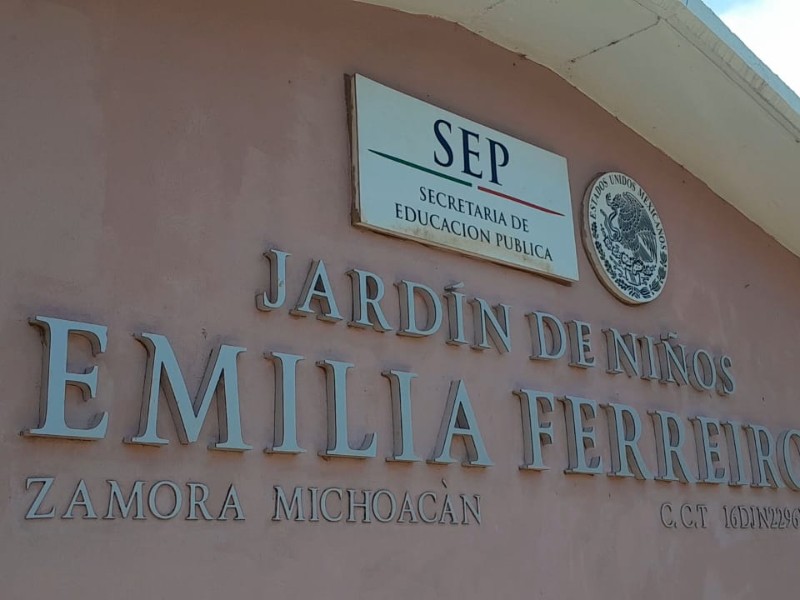 Denuncia Escuela Emilia Ferreira Denuncia Robos pide apoyo a Autoridades