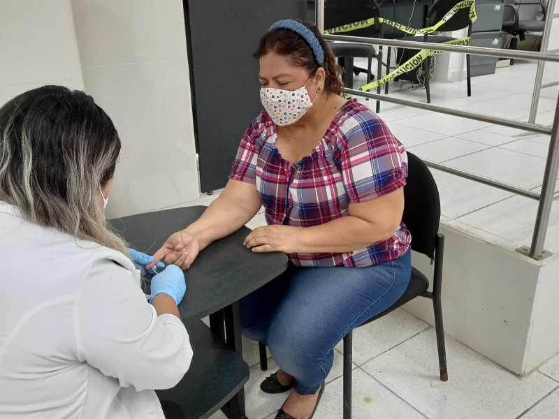 Denuncian falta de medicamentos para Hepatitis C en Hospital Regional