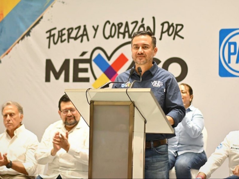 Denuncia Miguel Ángel Yunes Márquez persecución política