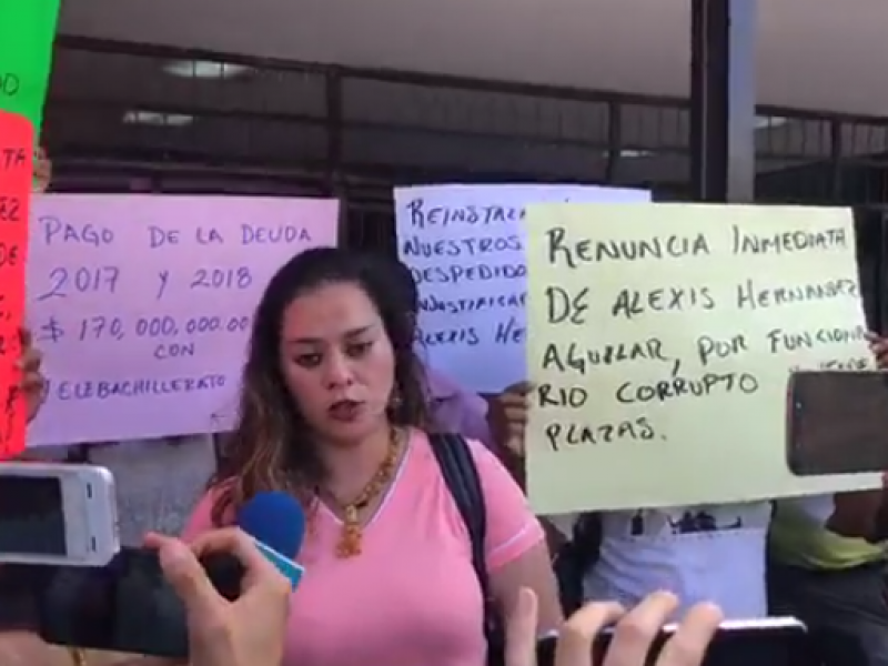 Denuncian a funcionarios maestros de Telebachillerato Comunitario