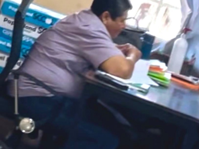 Denuncian a profesor por presuntamente ejercer bullying contra alumnos