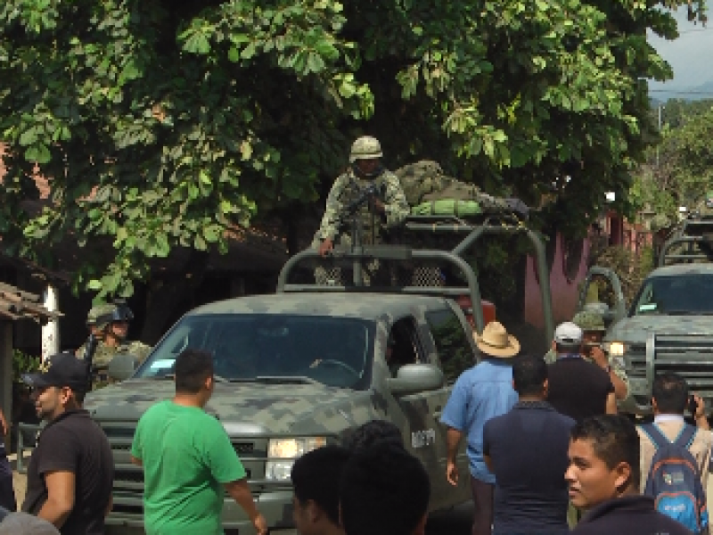 Denuncian abuso de autoridad en Coahuayutla