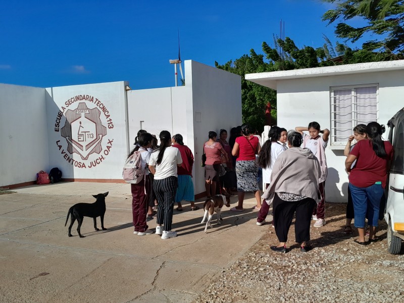 Denuncian amenazas contra alumnas en secundaria de La Ventosa