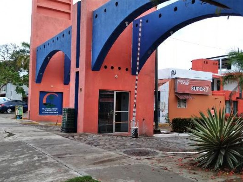 Denuncian asaltos y robo a casa habitación en La Moraleja