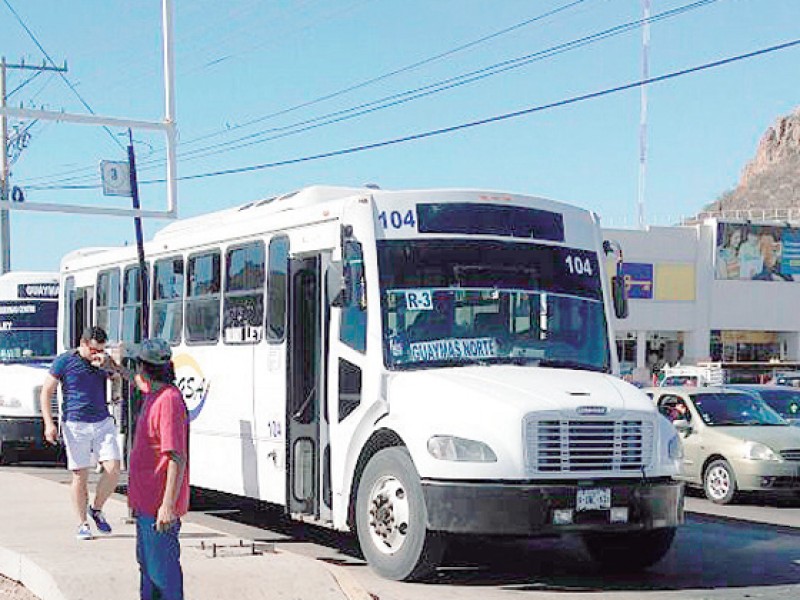 Denuncian camiones sin aire acondicionado