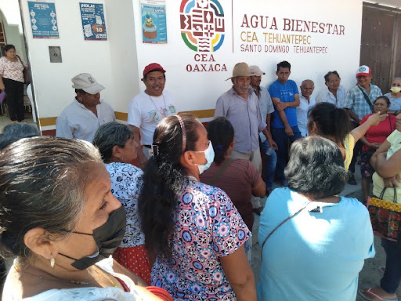 Denuncian carencia de agua potable en Tehuantepec; anuncian movilizaciones