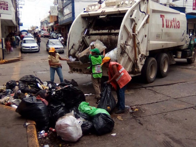 Denuncian ciudadanos, mal servicio de recolección de basura