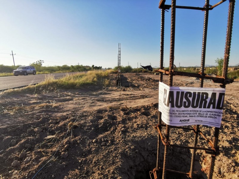 Denuncian construcciones irregulares sobre la carretera Mochis-Ahome