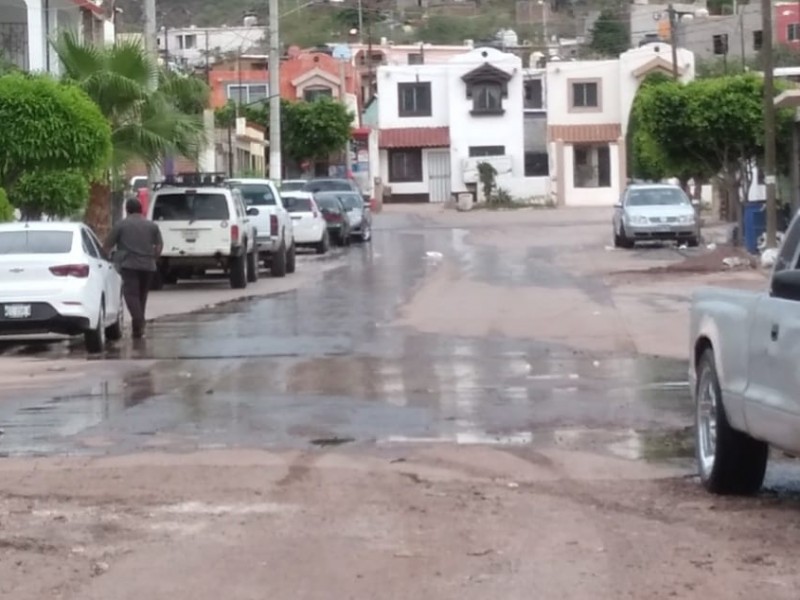 Denuncian derrames de aguas negras en Guaymas Norte