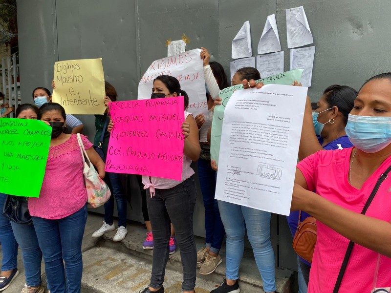 Denuncian falta de docentes en escuelas de Tuxtla Gutiérrez