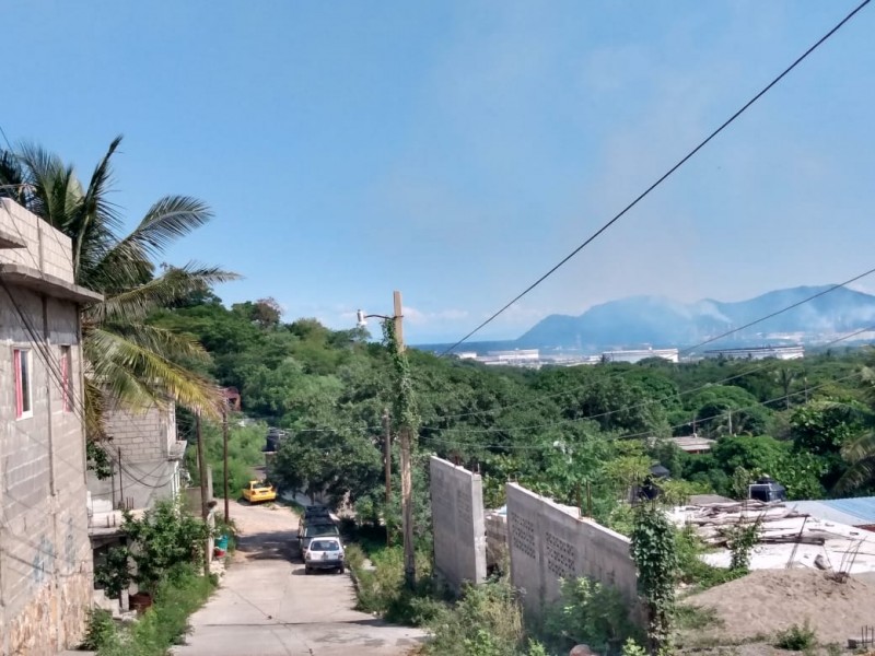 Denuncian fuerte olor a gas en Colonia Soledad