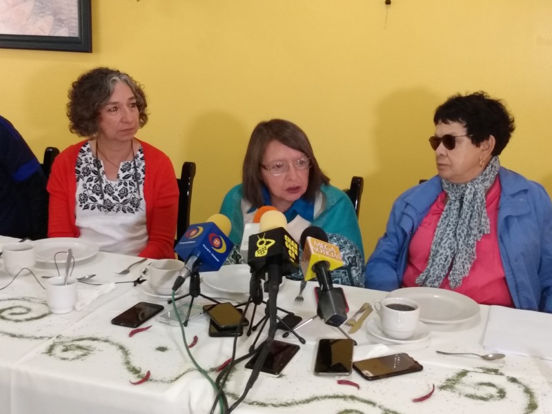 Denuncian hostigamiento a Josefina Cendejas para firmar renuncia