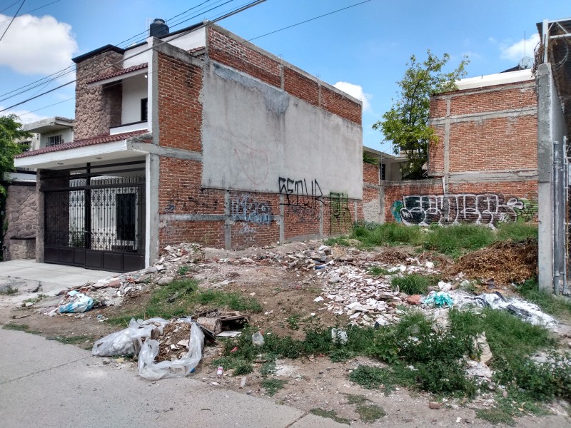 Denuncian inseguridad y contaminación en Colonia Jol-Gua-Ber de León