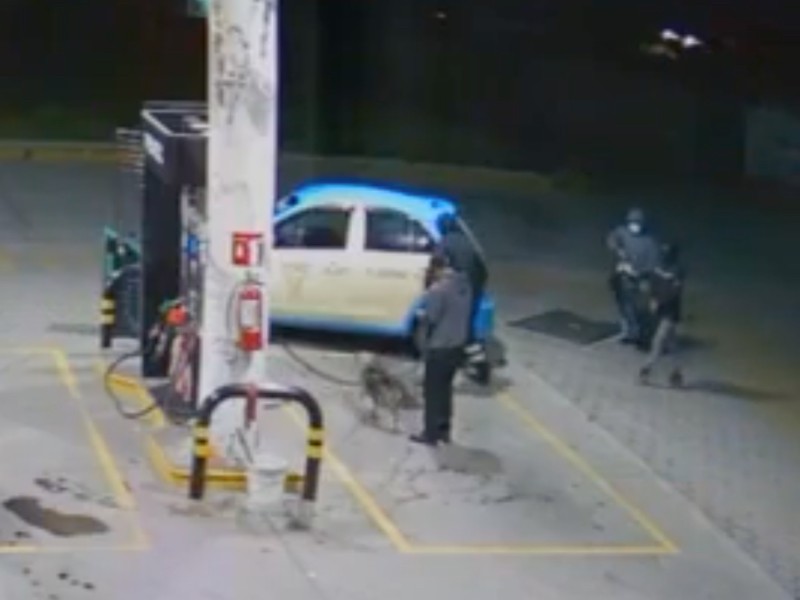 Denuncian intento de robo en gasolinera de Tlachichuca