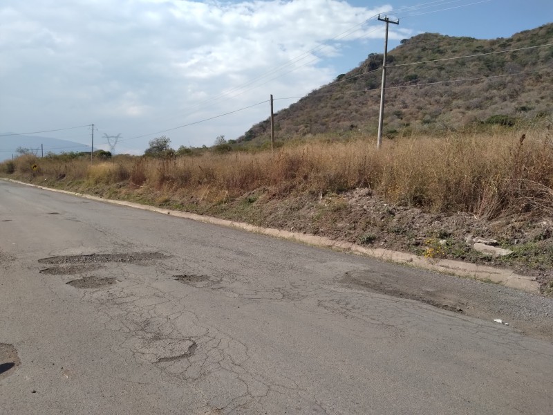Denuncian mal estado de carretera Las Adjuntas - Gómez Farías