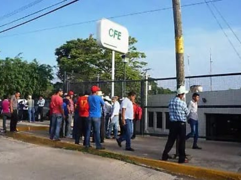 Denuncian mal servicio de la Comisión Federal de Electricidad en Tonalá