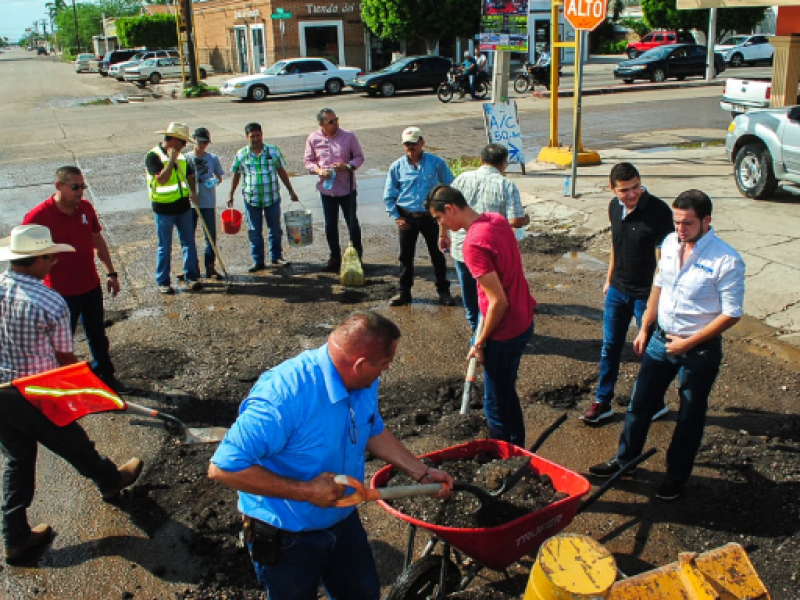 Denuncian mala calidad en bacheo