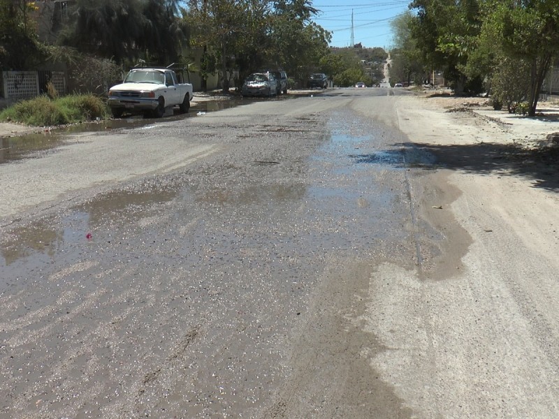 Denuncian megafuga de agua potable en Cd, del Cielo